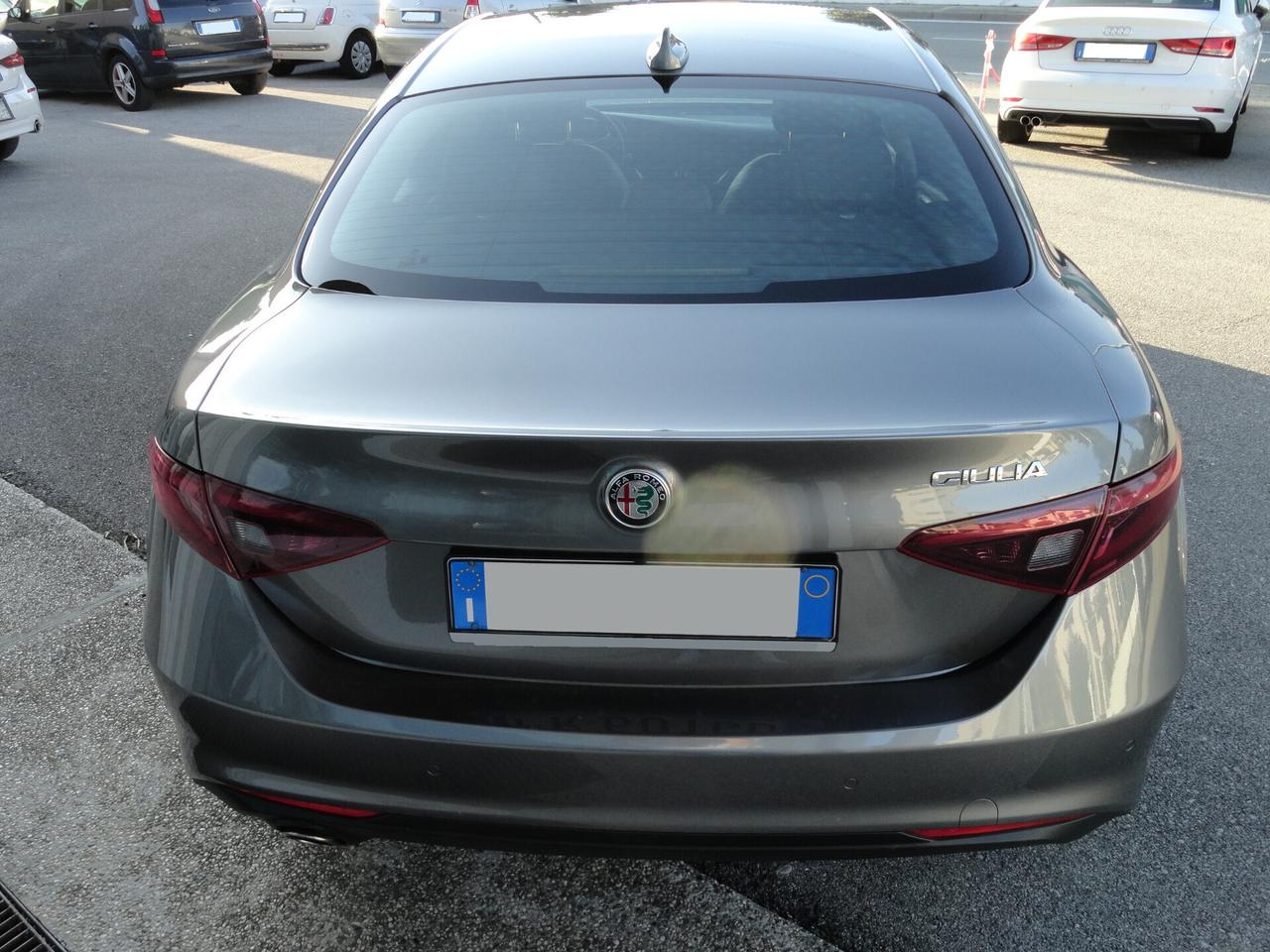 Alfa Romeo Giulia 2.2 Turbodiesel 150 CV AT8 Business