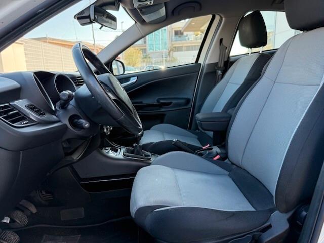 Alfa Romeo Giulietta 1.4 Turbo 120 CV GPL Distinctive 2013