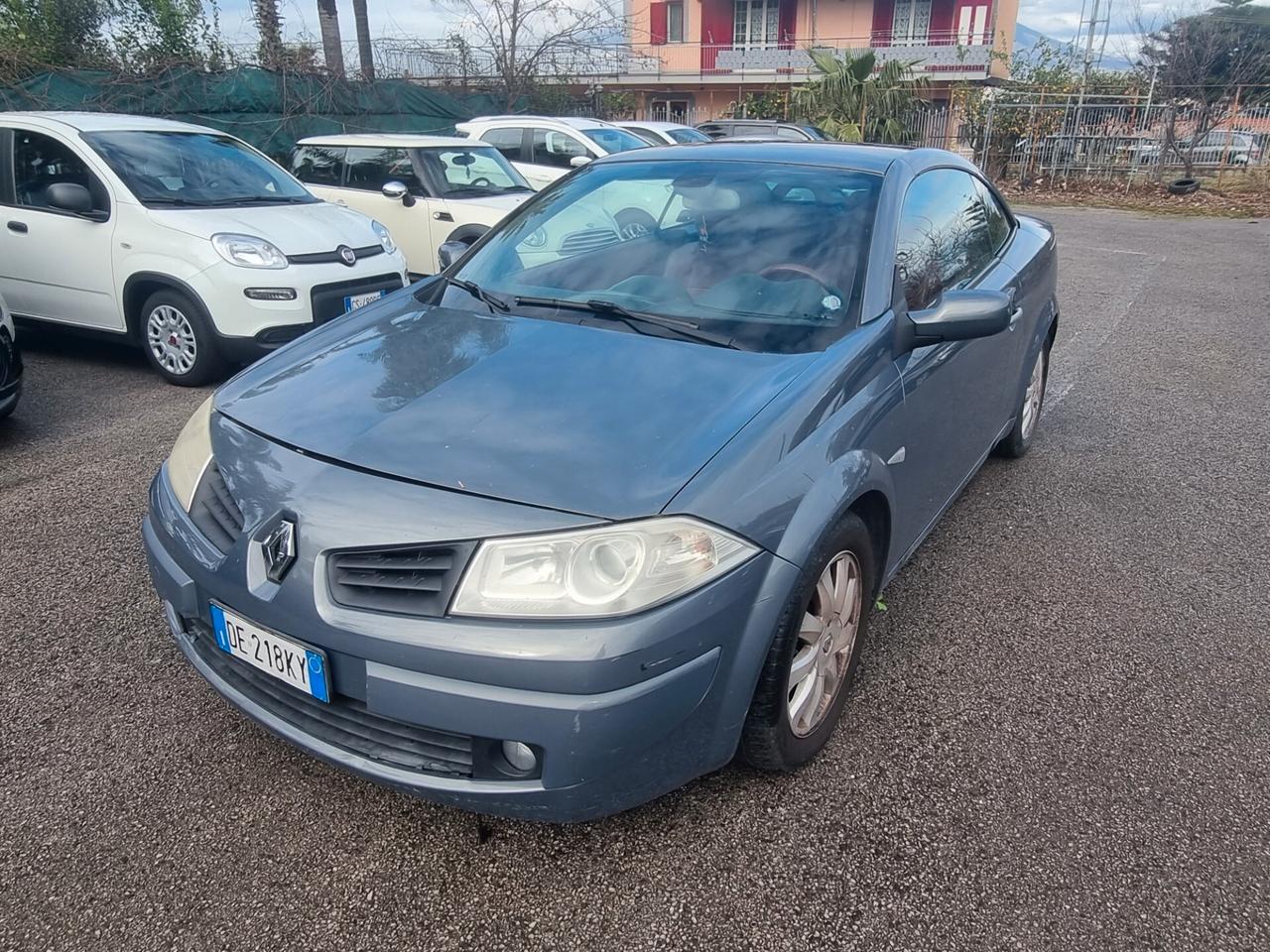 Renault Megane Mégane C-C 1.9 dCi/130CV Luxe