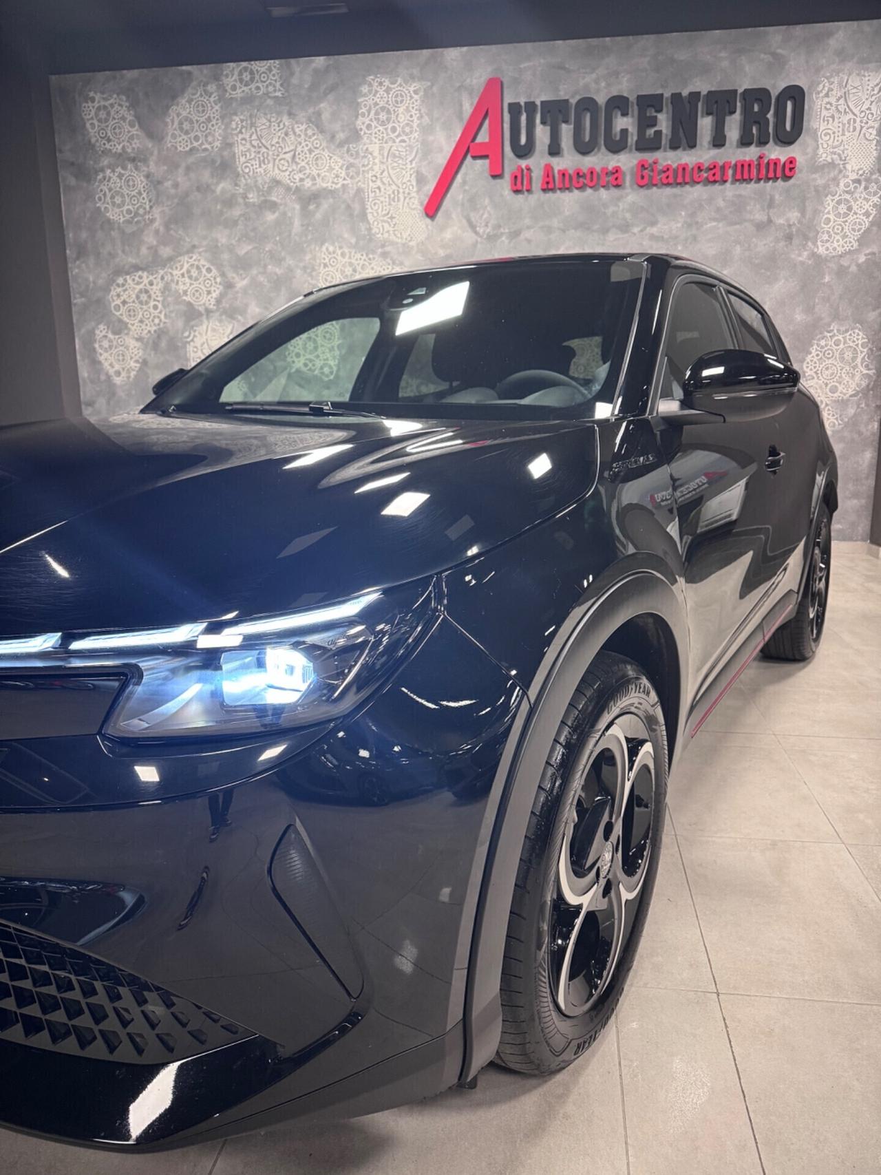 ALFA ROMEO JUNIOR HYBRID DCT SPECIALE