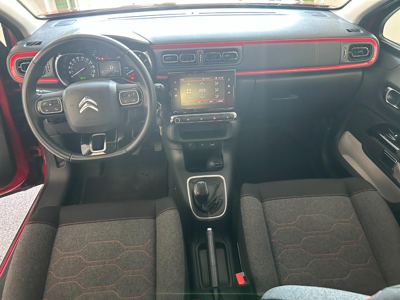 Citroen C3 1.2 puretech Shine 82cv