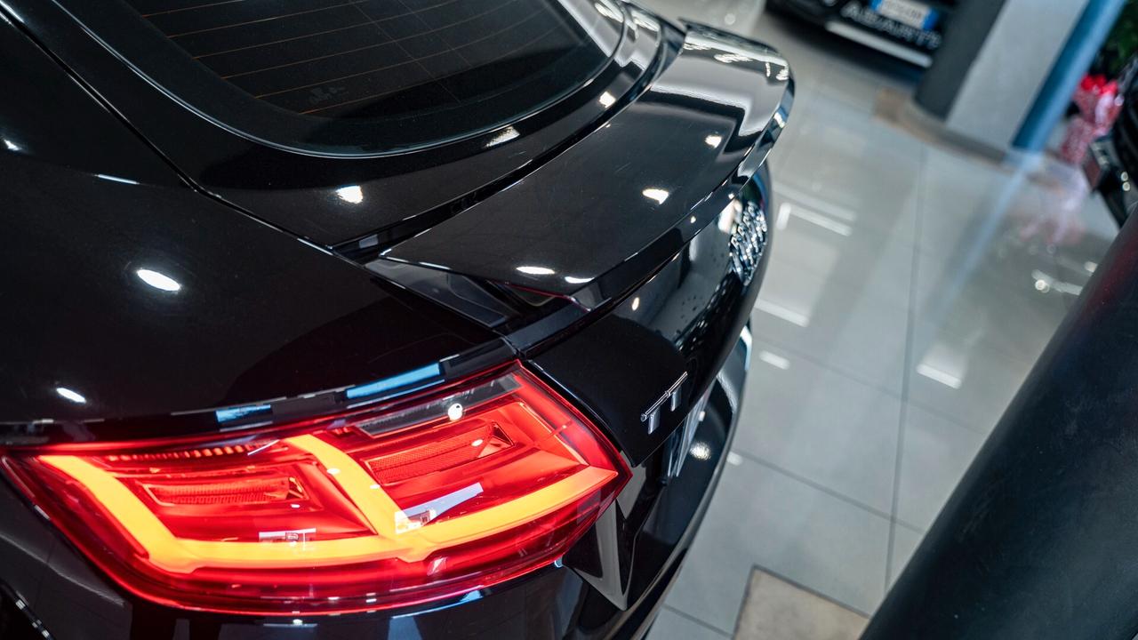 Audi TT COUPE 1.8 TFSI S LINE TRONIC 19" XENO SEDILI VIRTUAL COCKPIT NAVI FULL OPTIONAL
