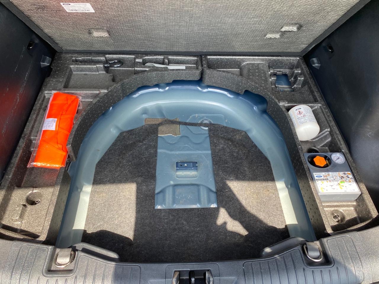 Ford Kuga 1.5 EcoBlue 120 CV aut. 2WD Connect UNICO PROPRIETARIO