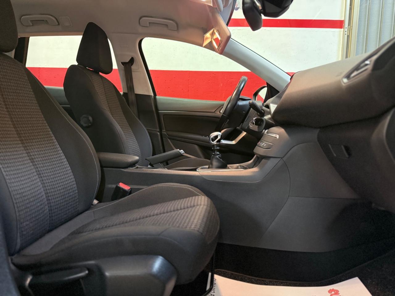 Peugeot 308 BlueHDi 130 S&S EAT8 SW Business