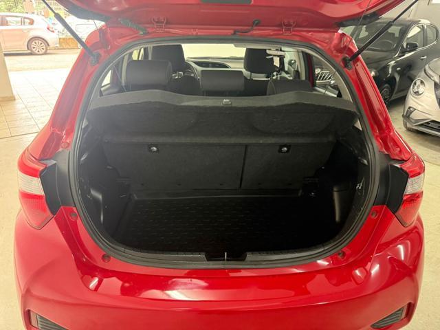 TOYOTA Yaris 1.5 Hybrid 5 porte Business