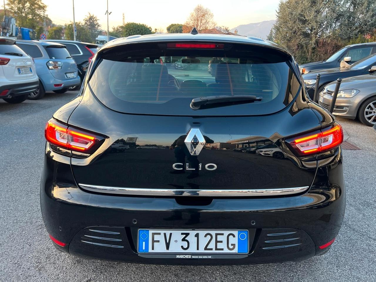 Renault Clio TCe 12V 90 CV GPL 5 porte Moschino Intens