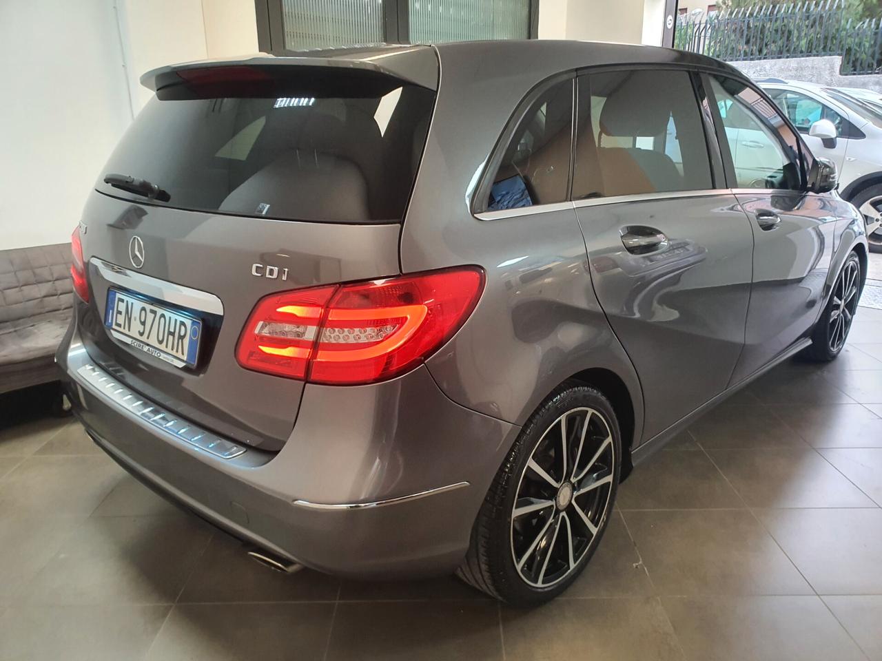 Mercedes-benz B 200 CDI BlueEFFICIENCY Premium