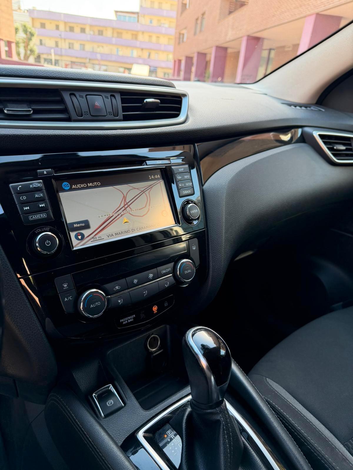 Nissan Qashqai 1.5 dCi Visia
