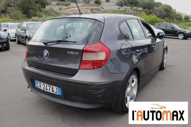 BMW - Serie 1 118d Attiva