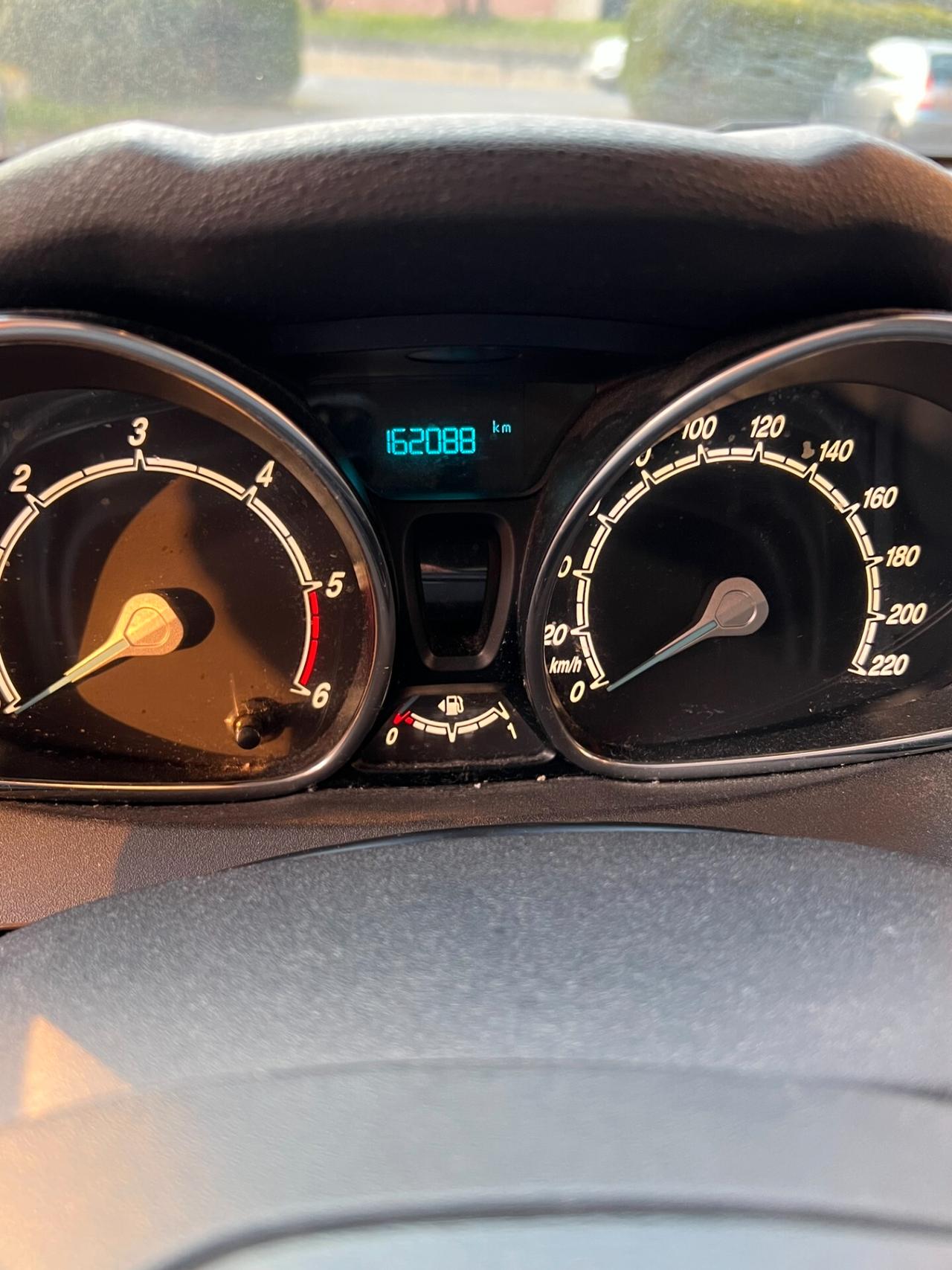 Ford Fiesta 1.5 TDCi 75CV 5 porte Black & White Edition