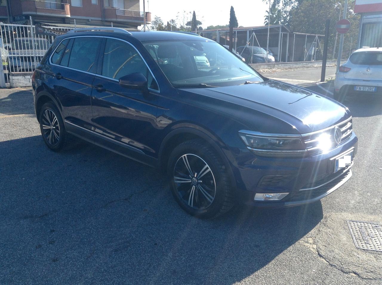 Volkswagen Tiguan 2.0 TDI DSG 4MOTION Executive BELLISSIMA TELECAMERA CERCHI 18, SPECCHI RICHIUDIBILI ELETTRICAMENTE!!!