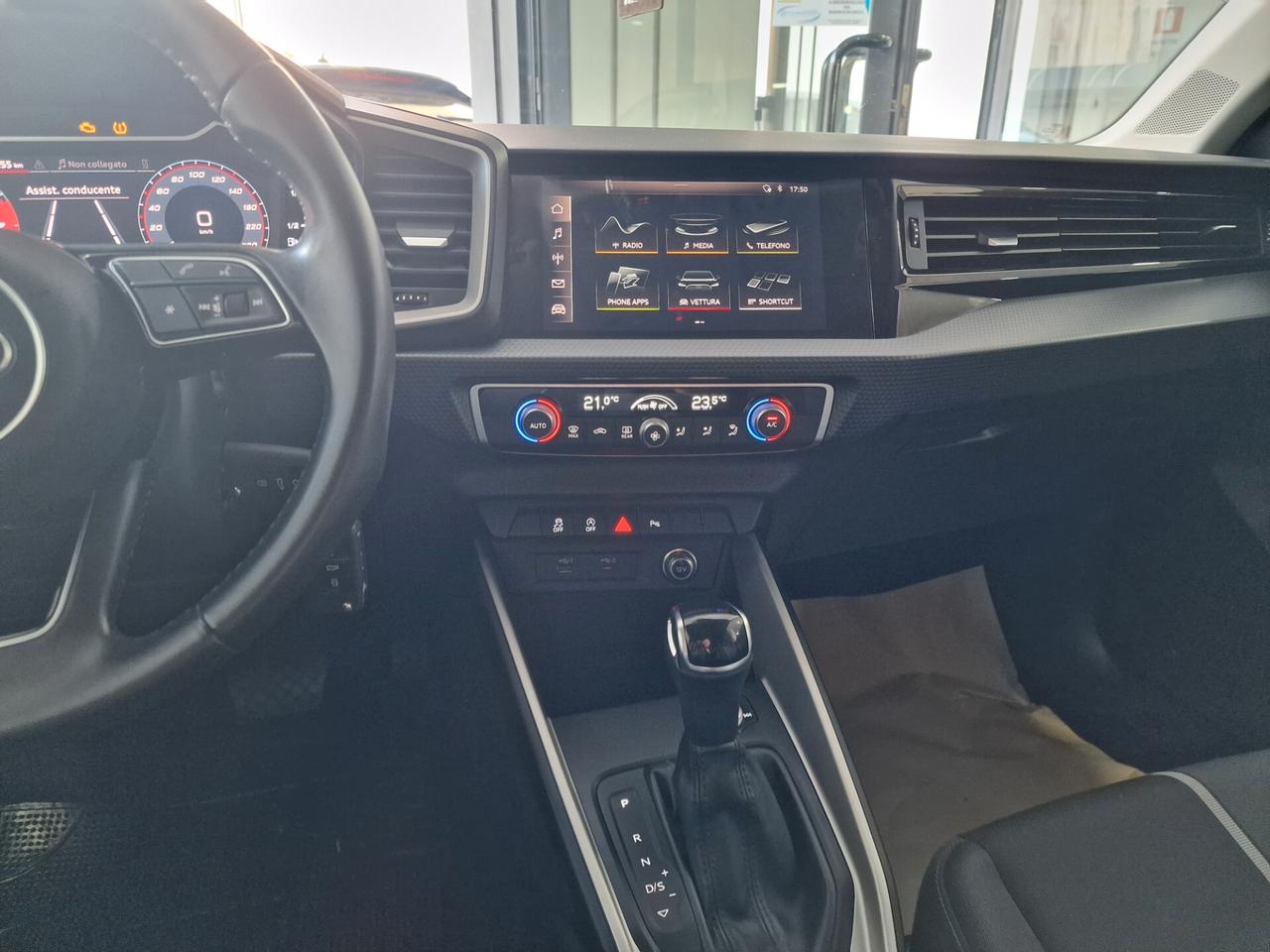 Audi A1 citycarver/allstreet 30 identity contrast