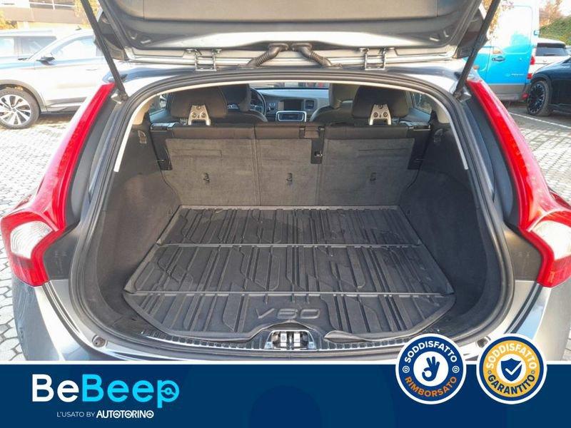 Volvo V60 Cross Country 2.4 D4 MOMENTUM AWD GEARTRONIC