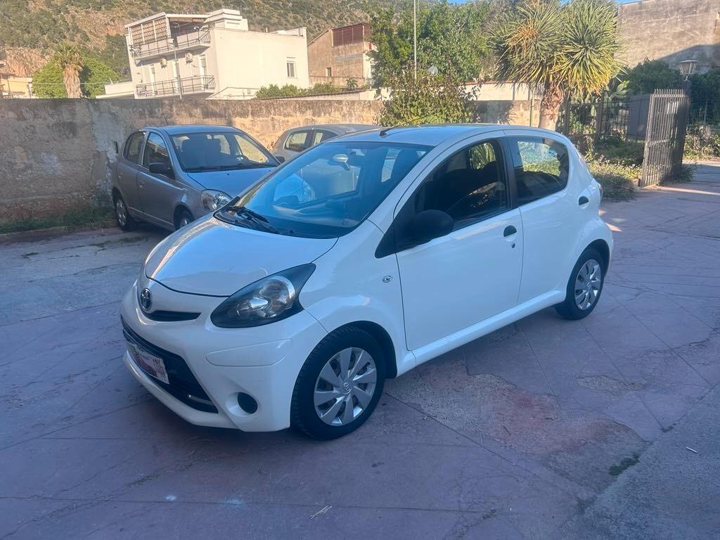 TOYOTA AYGO 1.0 68CV 2012 EURO 5 FULL BENZINA