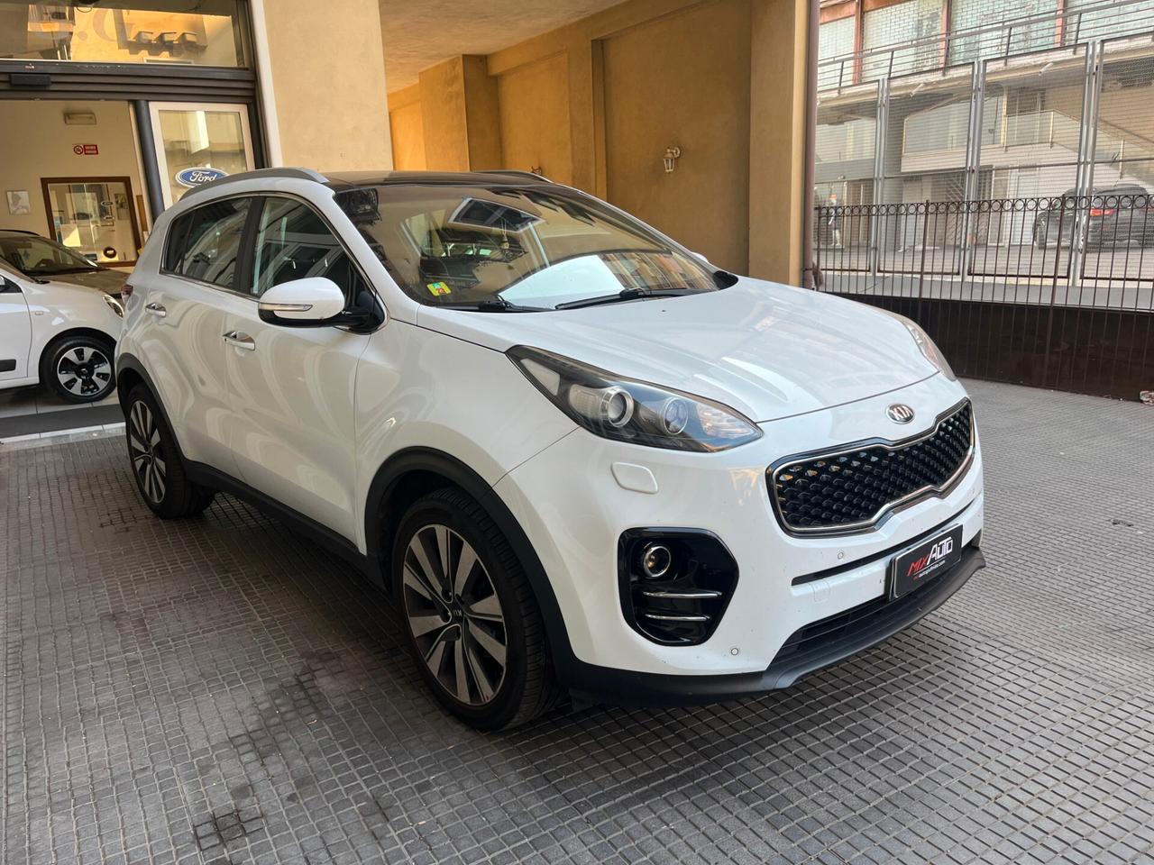 Kia Sportage 1.7 CRDI 2WD Class *Tetto Panoramico*