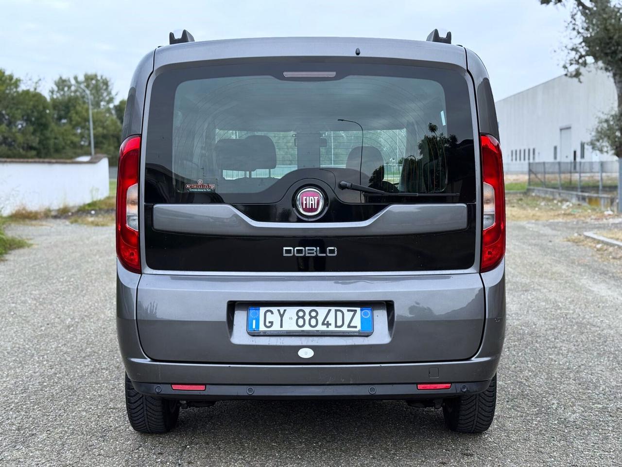 FIAT DOBLO 1.6 MJT XL PEDANA PER DISABILI