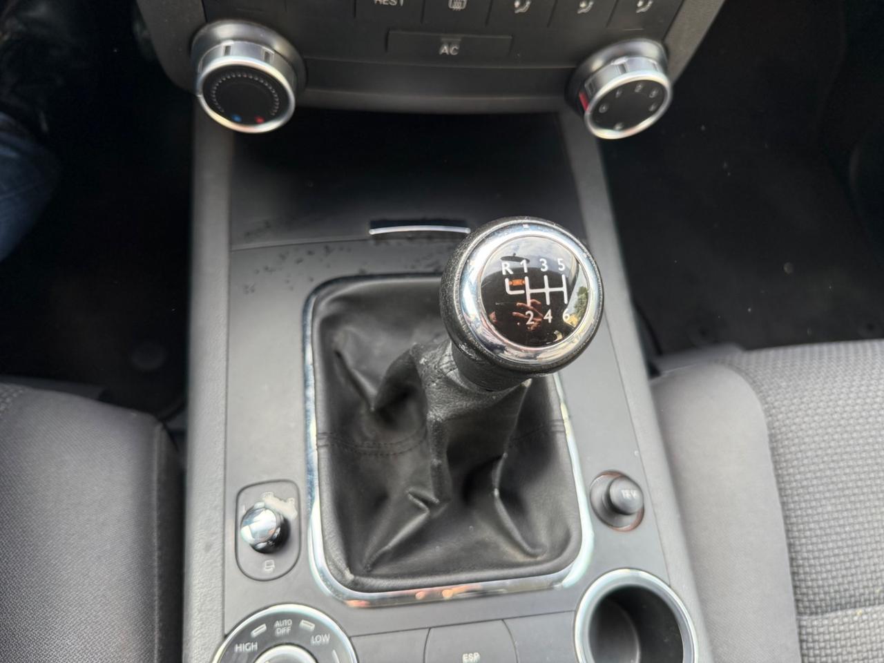 Volkswagen Touareg 2.5 tdi 4x4