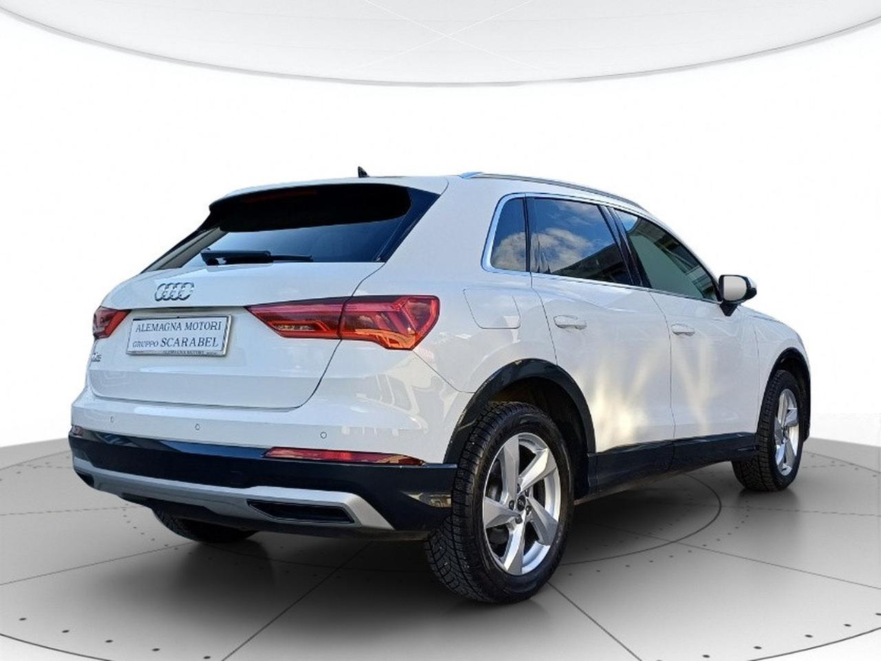 Audi Q3 35 2.0 tdi business advanced s-tronic