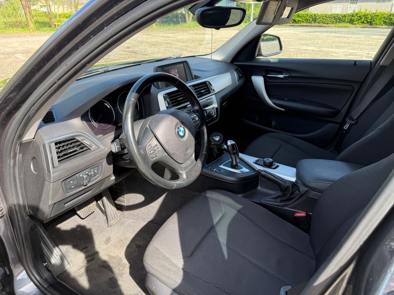 Bmw 118 118d 5p. Advantage