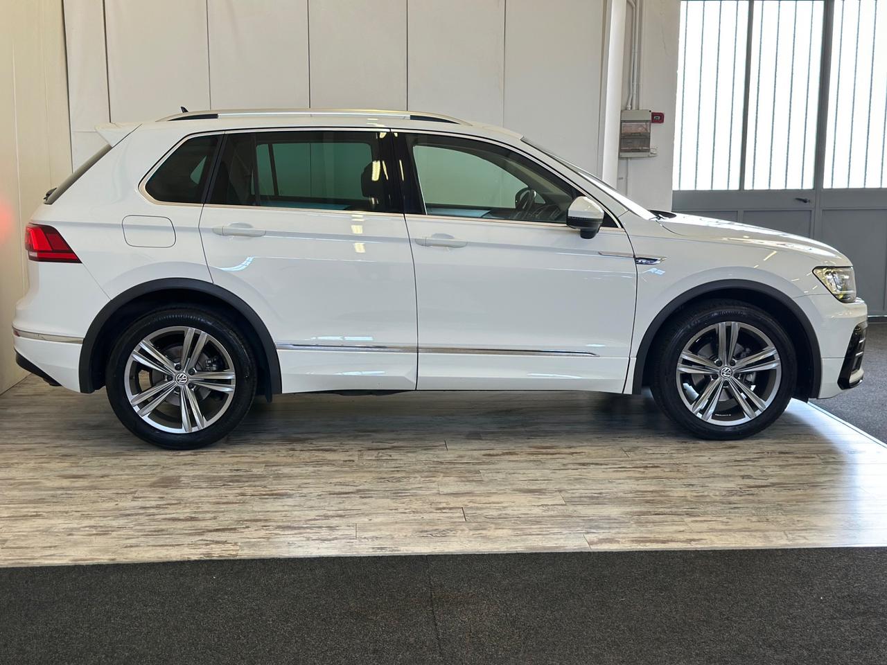 Volkswagen Tiguan 1.5 TSI 150 CV DSG R-Line Sport ACT BlueMotion Technology