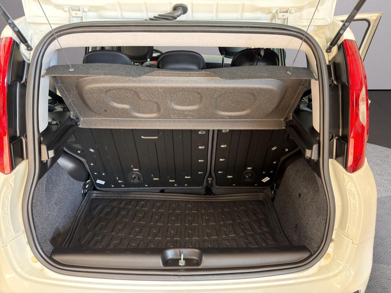 Fiat Panda 1.2 Easy 5 POSTI