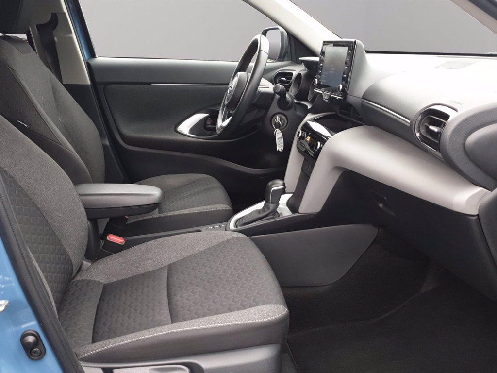 TOYOTA Yaris cross 1.5h active fwd 116cv e-cvt del 2022