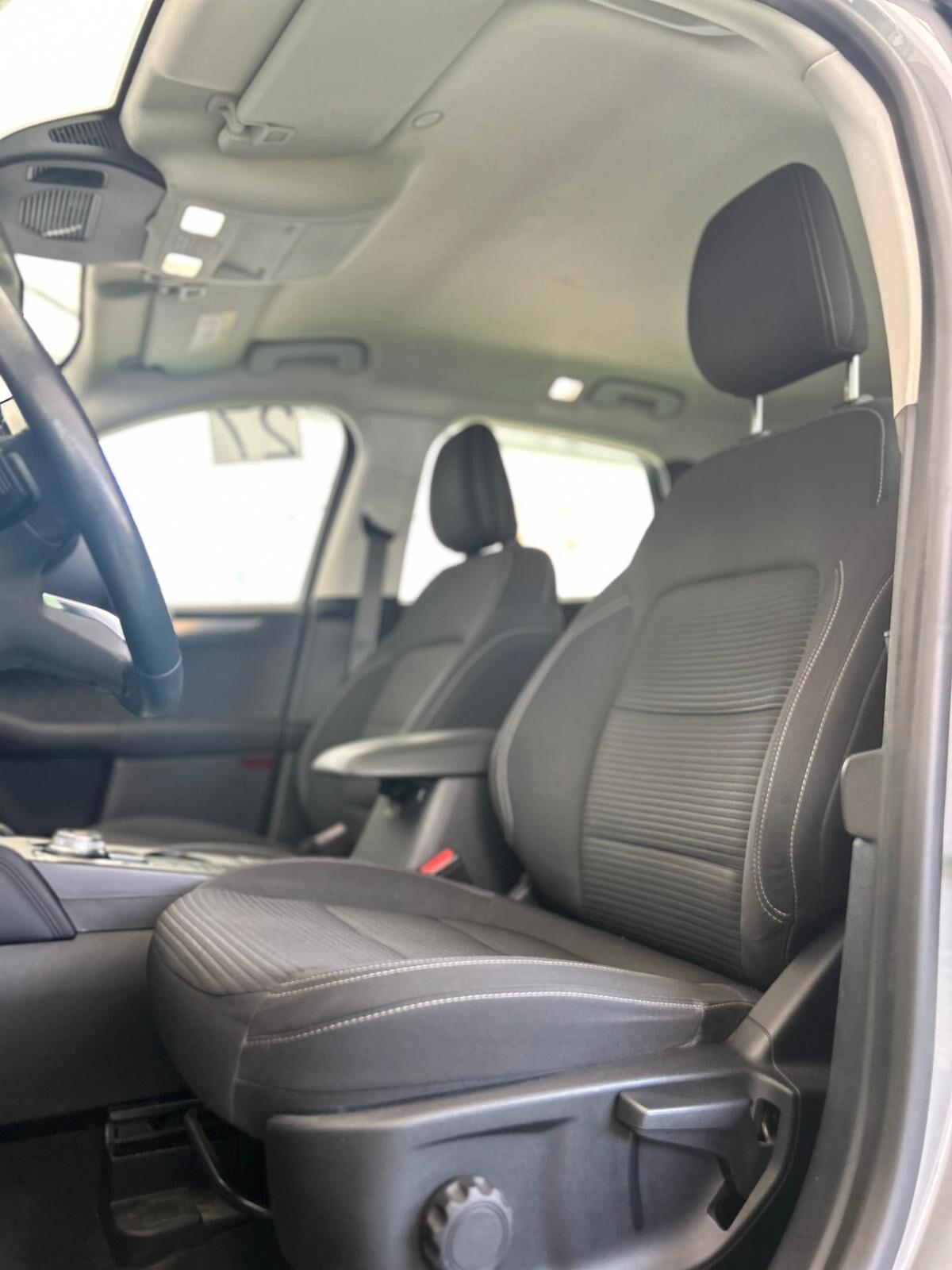 Ford Kuga 1.5 Diesel EcoBlue 120 CV aut. 2WD Titanium