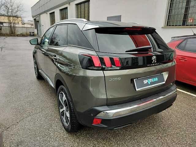 Peugeot 3008 BlueHDi 130 S&S EAT8 Allure