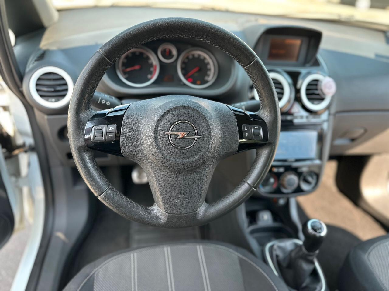 Opel Corsa 1.2 85CV 3 porte GPL-TECH b-color