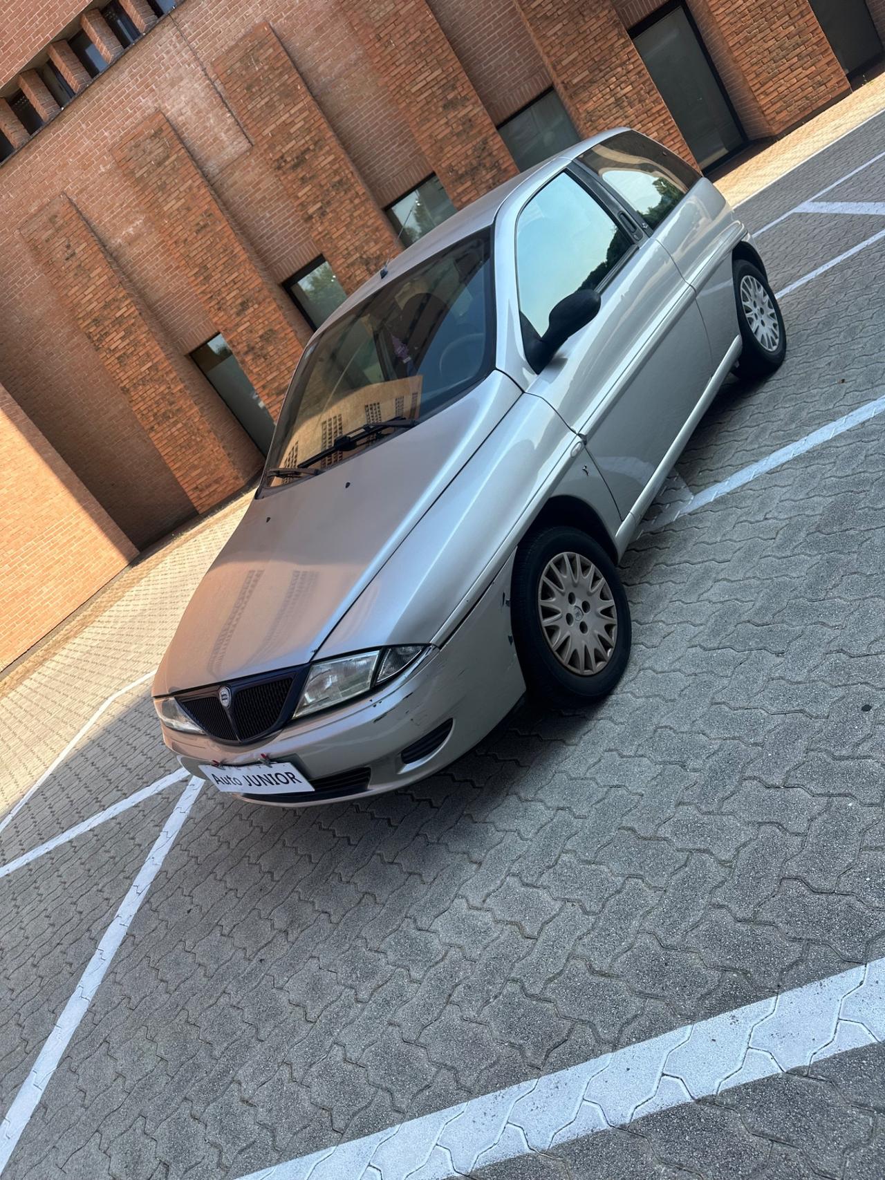 Lancia Y 1.2i cat Elefantino Blu