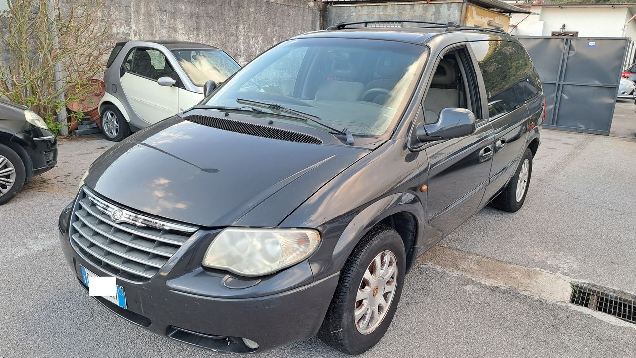 Chrysler Voyager 2.5 CRD cat LE