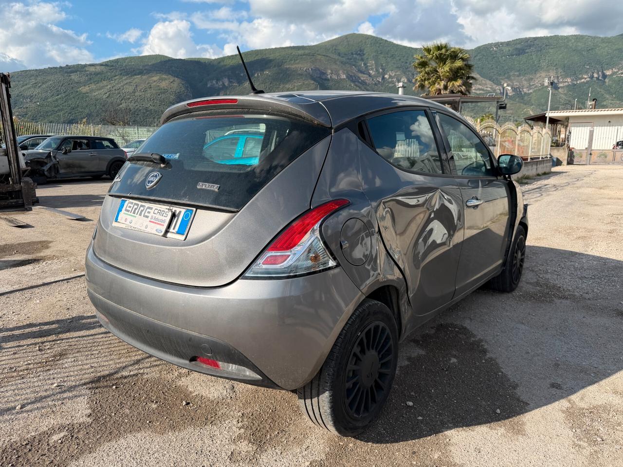 LANCIA YPSILON 2022 1.0 HYBRID 62 CV *POCO DANNO