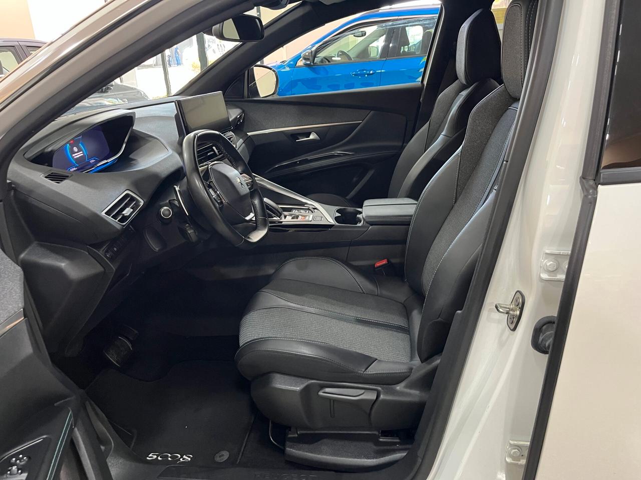 Peugeot 5008 BlueHDi 130 S&S EAT8 Allure Pack