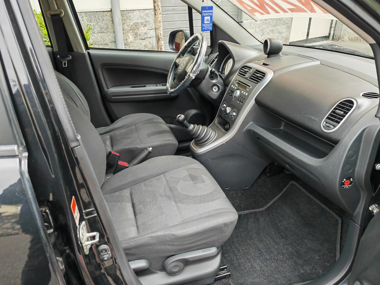 OPEL AGILA 1.2 BENZINA 5 PORTE CV86 KW63 ENJOY