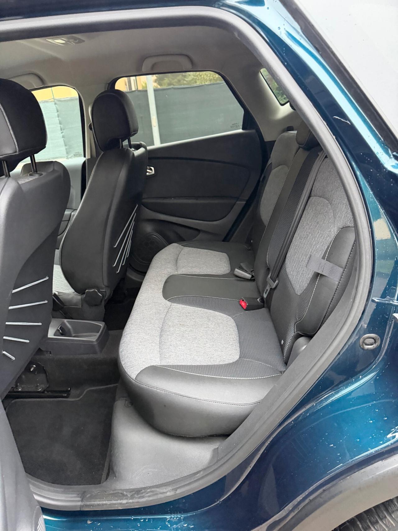 Renault Captur 1.5 dci - NEOP. - NAV. - 12 MESI DI GARANZIA -