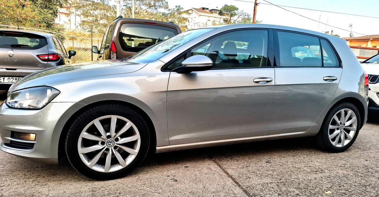Volkswagen Golf 1.6 TDI 5p. Highline BlueMotion Technology
