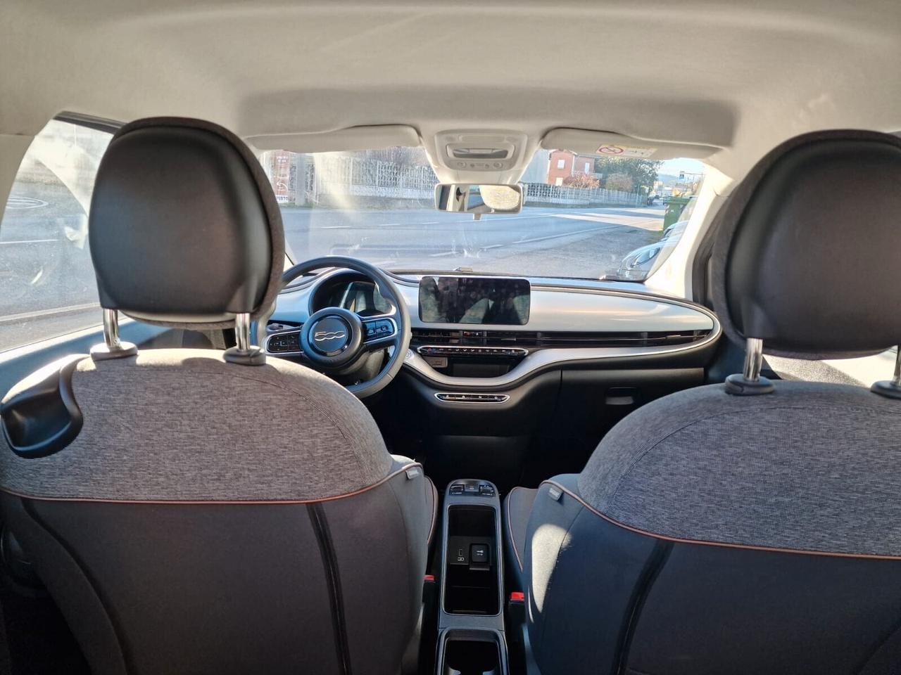 Fiat 500e 42 KWh ICON