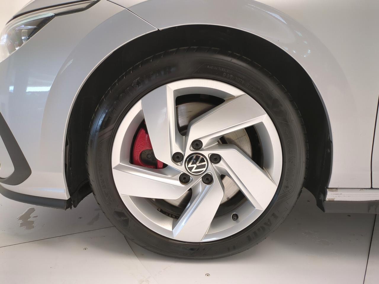 Volkswagen Golf GTI 2.0 TSI DSG