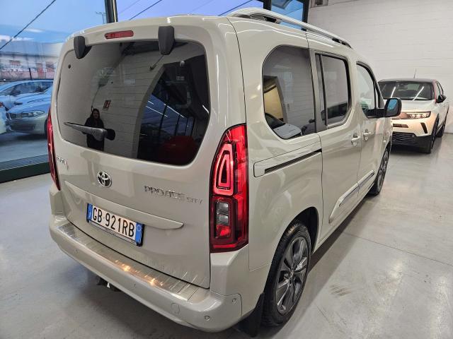 Toyota Proace City Verso 1.5d AUTO - NAVI - GANCIO TRAINO