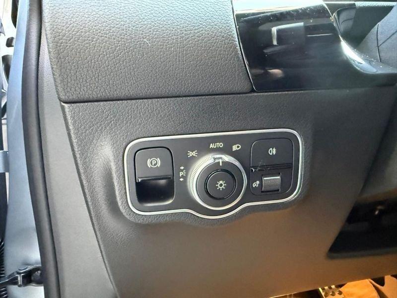 Mercedes-Benz GLA 180 Automatic AMG Line Premium