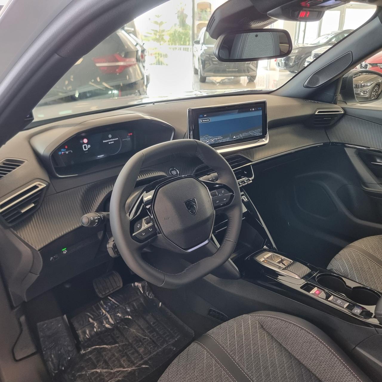 PEUGEOT 2008 ALLURE 1.2 145cv Hybrid e-DCS6 cambio automatico