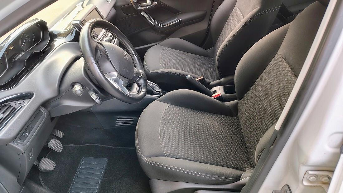 Peugeot 208 5 PORTE 1.2 benzina 82 cv EURO 6 B