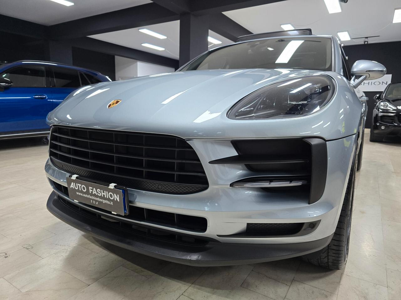 Porsche Macan 2.0 245 cv (Tetto panorama)