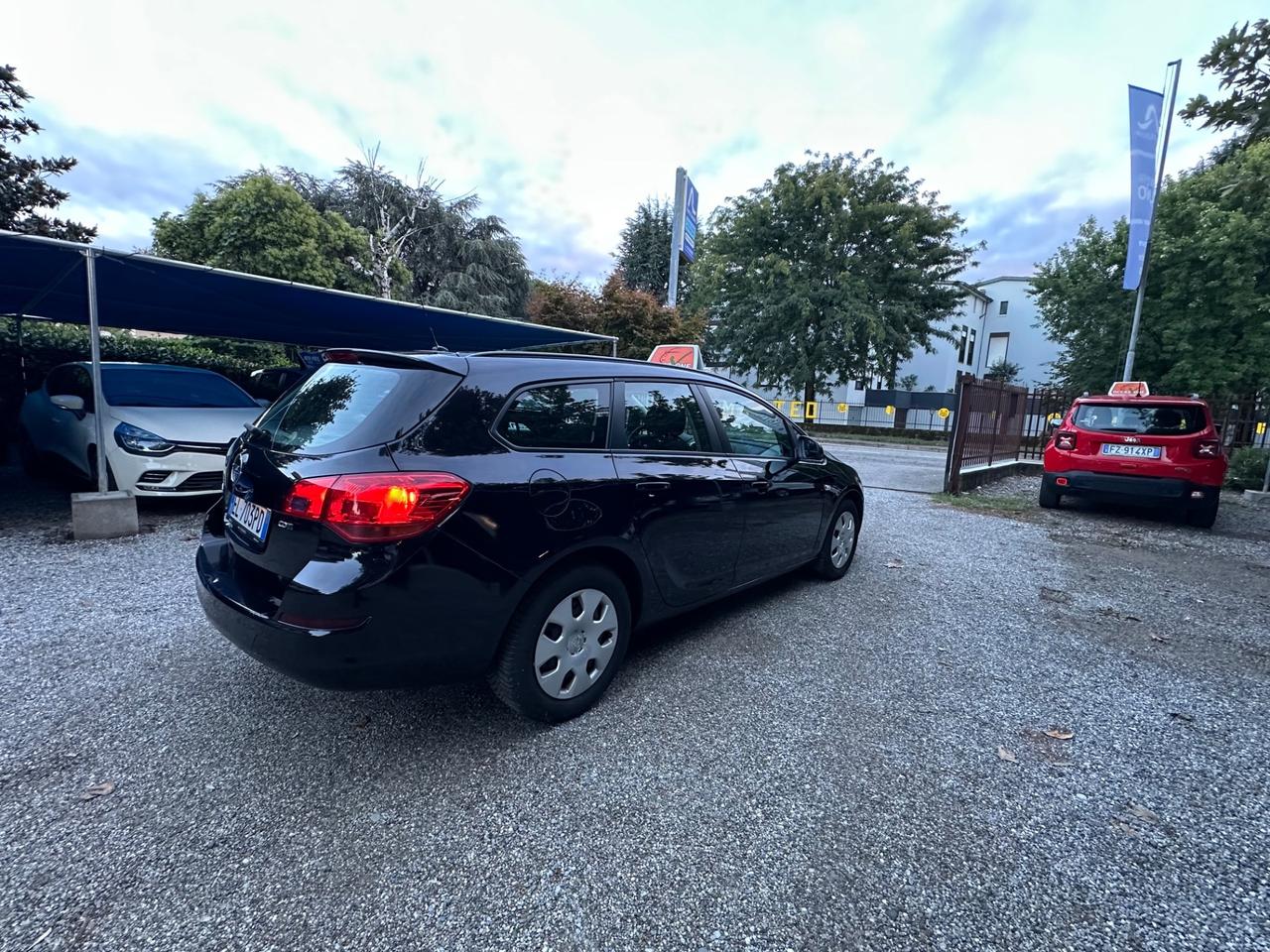 Opel Astra 1.7 CDTI 125CV Sports Tourer Elective