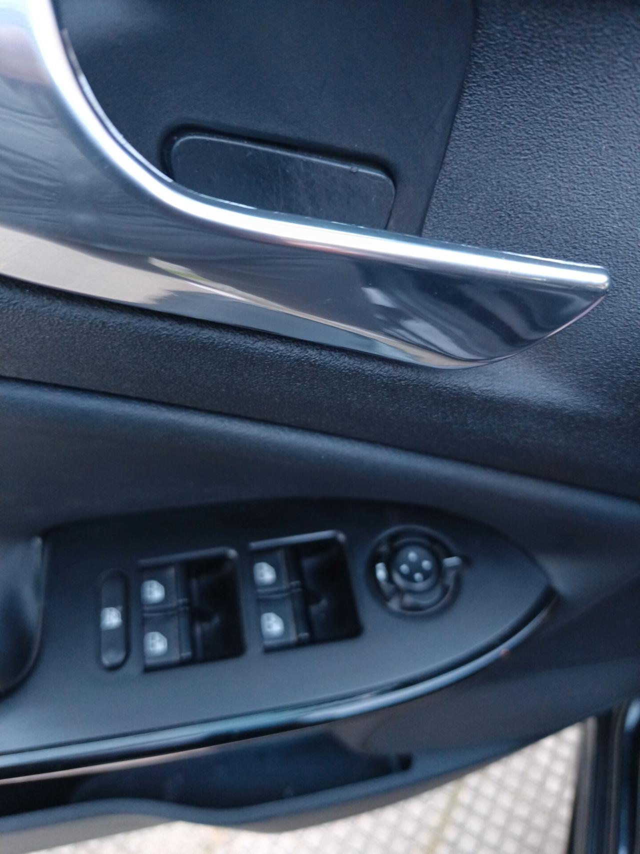 Alfa Romeo Giulietta 2.0 JTDm-2 170 CV Distinctive