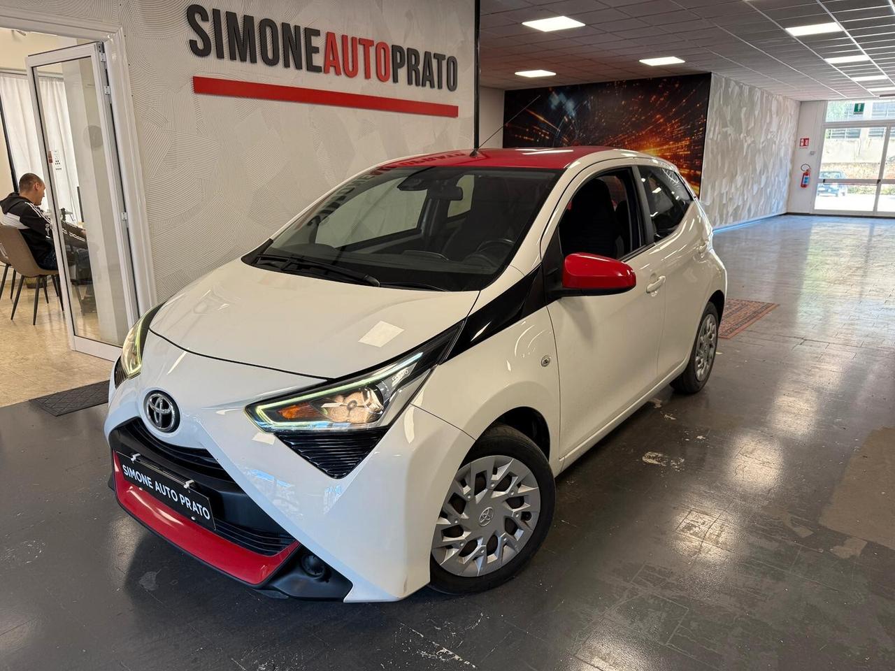 Toyota Aygo 1.0 VVT-i 72 CV 5 porte x-cite