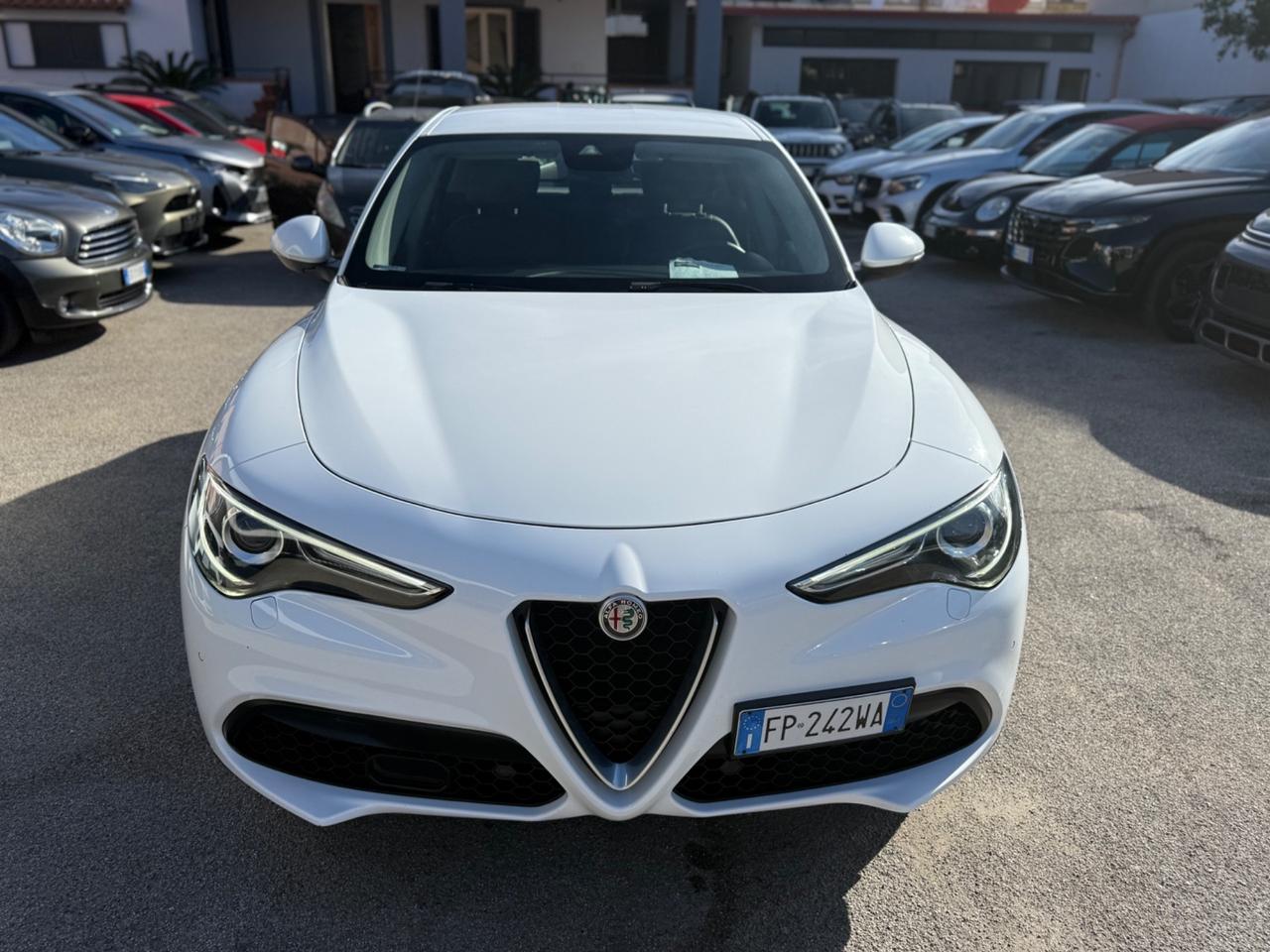 Alfa Romeo Stelvio 2.2 Turbodiesel 190 CV AT8 Q4 Executive