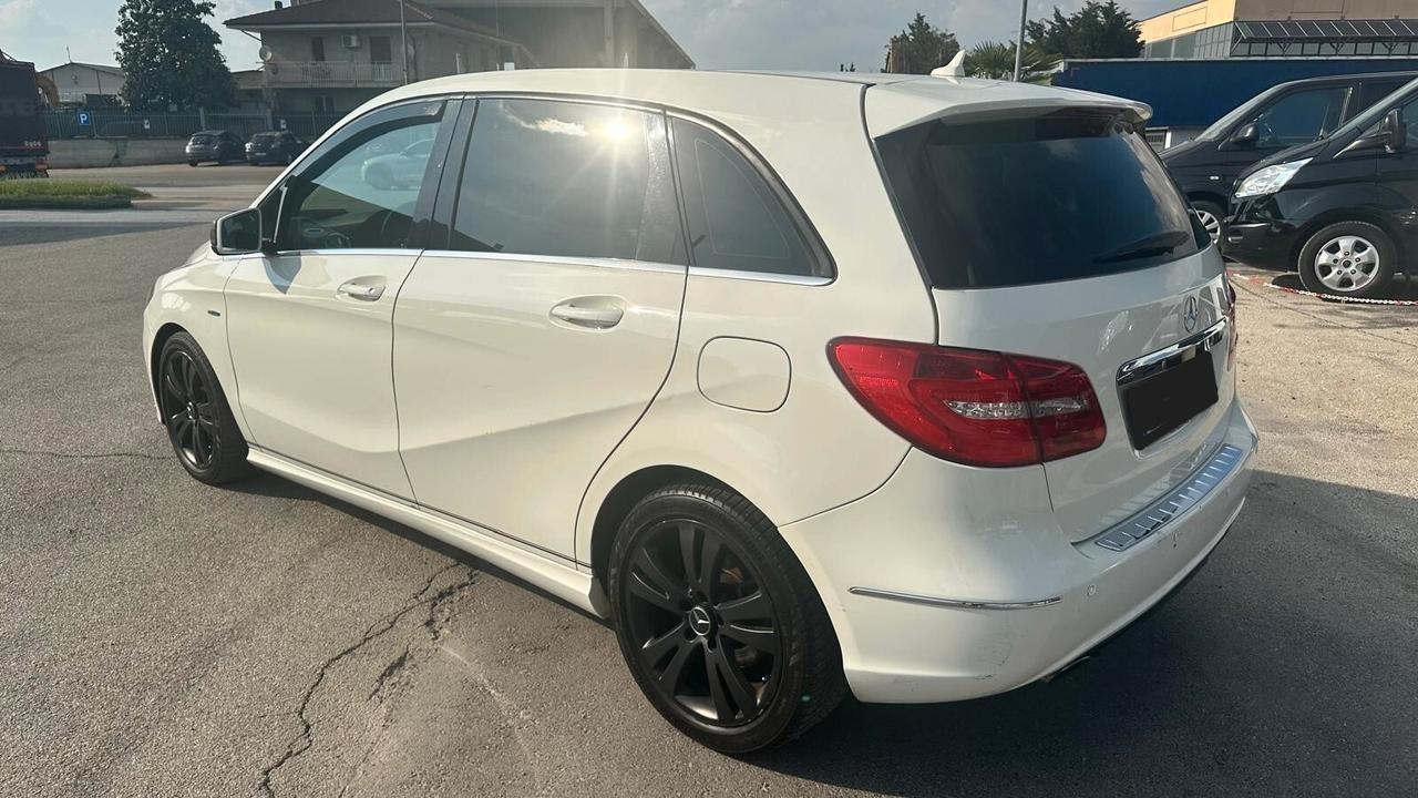 Mercedes-benz B 200 CDI BlueEFFICIENCY Premium