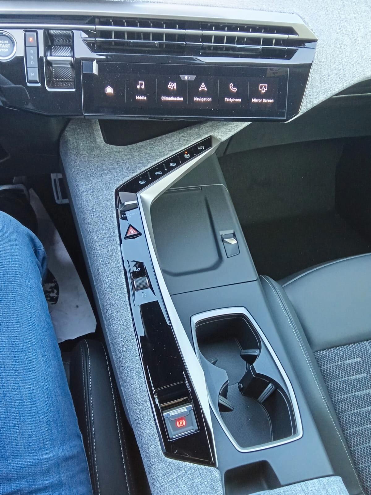 Peugeot 5008 Hybrid 145 e-DCS6 GT 7 Posti