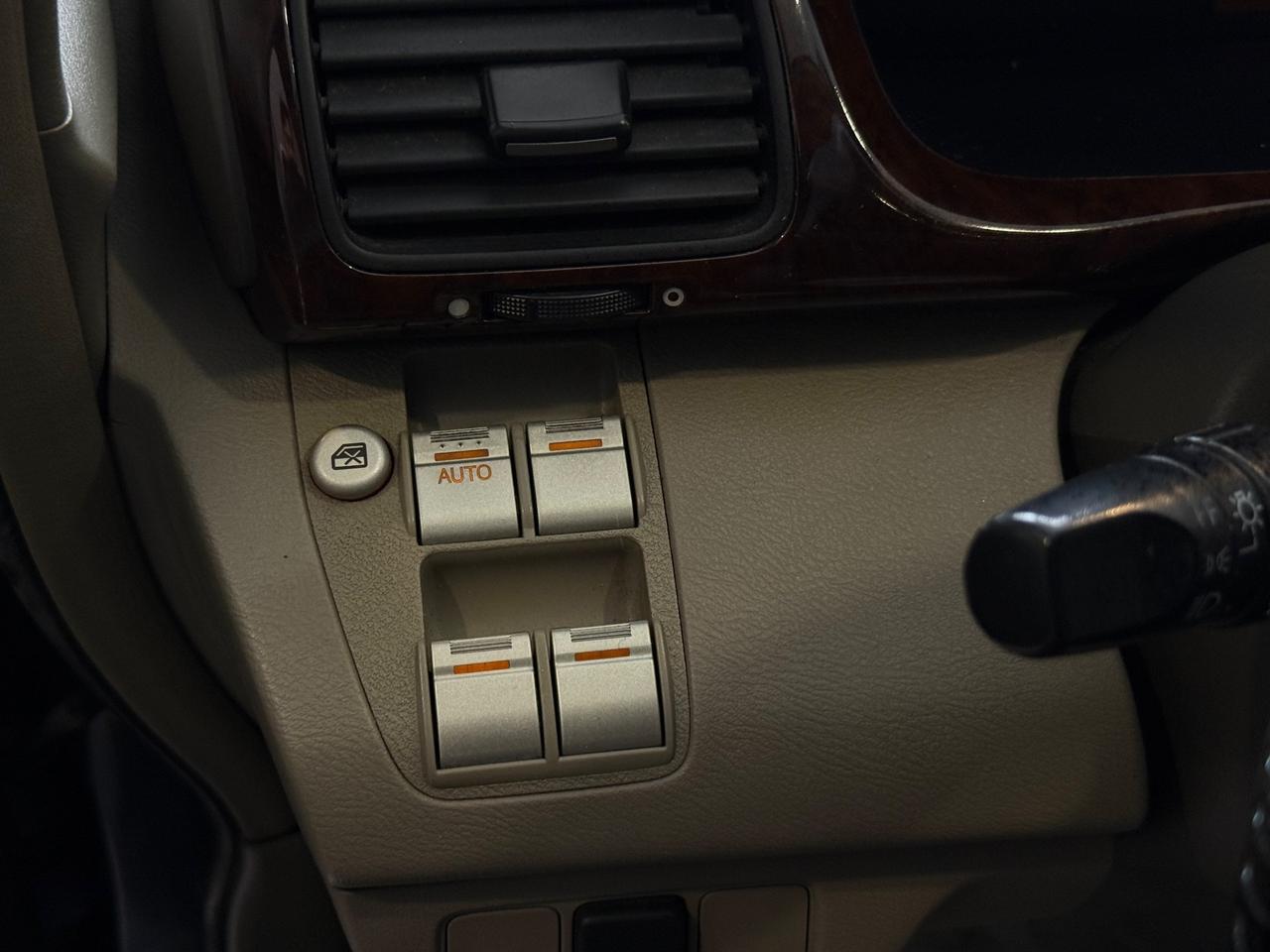 Honda FR-V 2.2d full optional